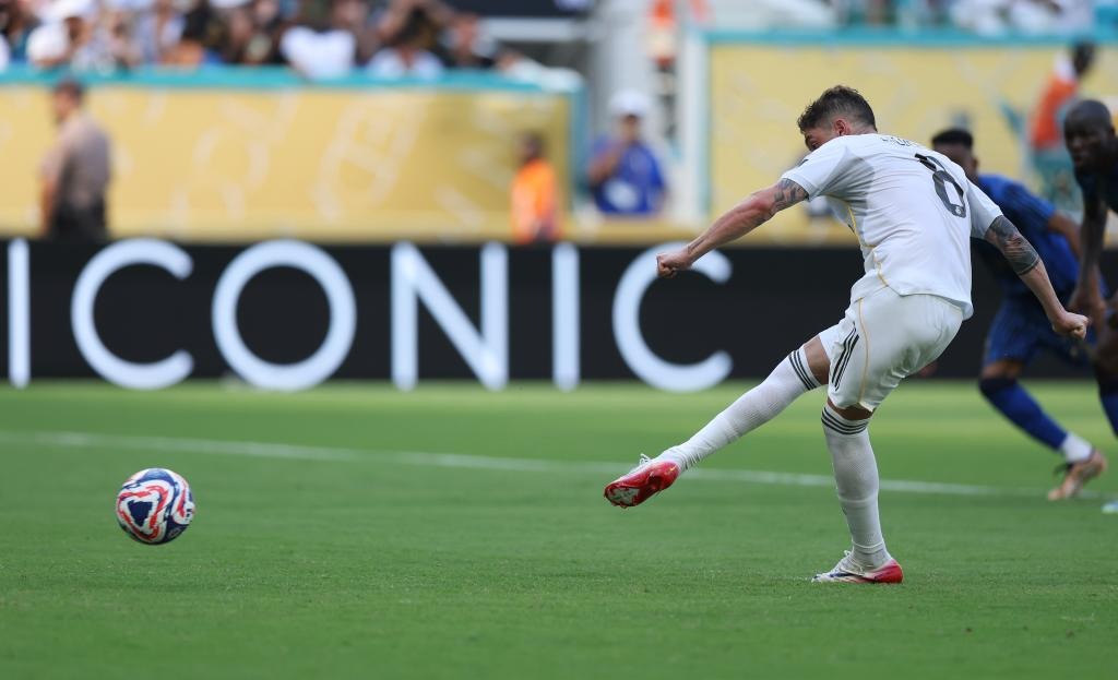 切尔西主帅马雷斯卡离任 赛季战绩引热议